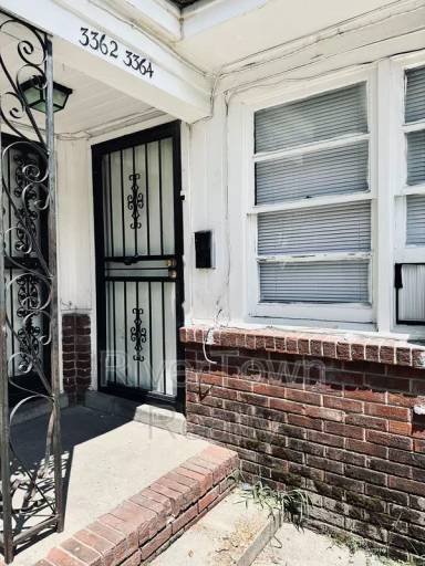 Main picture of 3364 Rosamond Ave