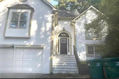 Main picture of 4810 Summerwood Dr SE