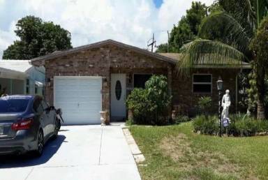 Main picture of 3651 NE 14th Ave