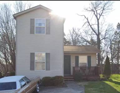 Main picture of 207 Brittany Park Cir