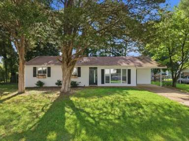Main picture of 308 Harolds Dr NW