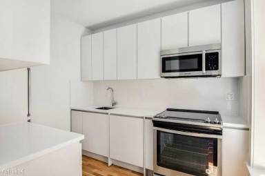 Main picture of 427 Dean St