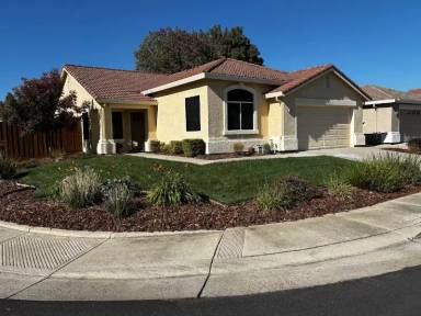 Main picture of 8340 Lake Willow Way