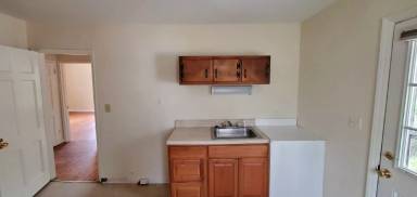 Main picture of 3112 Cecil St