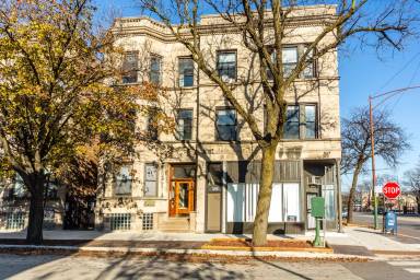 Main picture of 1204 W Lexington St
