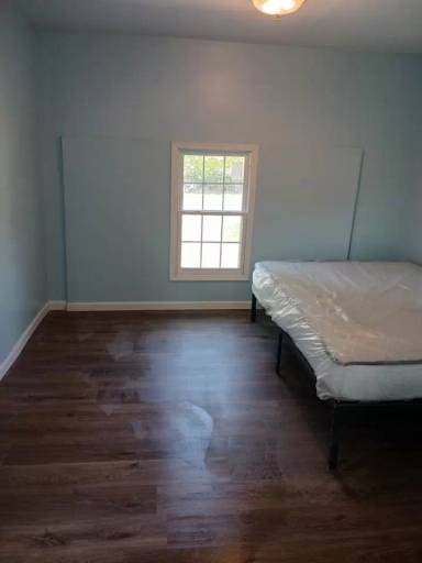 Main picture of 328 Saddler Dr