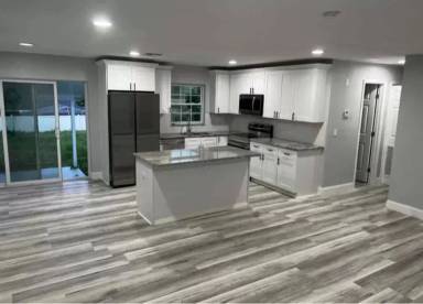 Main picture of 403 Hickory Ln