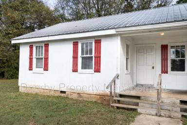 Main picture of 1023 Holland Johnson Rd