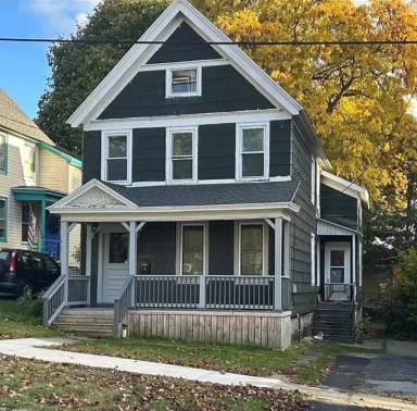 Main picture of 10 Lawrence St