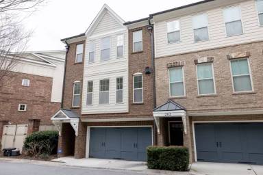 Main picture of 260 Goodson Way NW