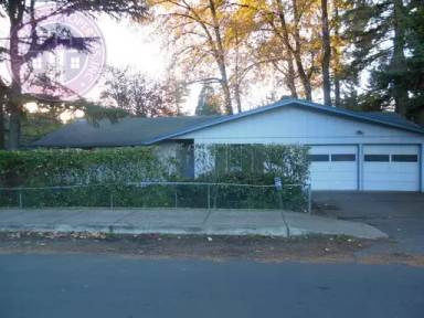 Main picture of 17175 Greentree Ave