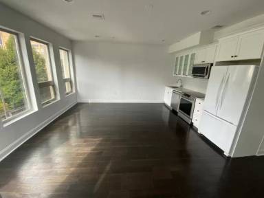 Main picture of 1211 Noble St