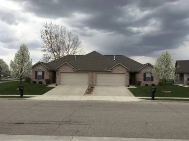 Main picture of 2200 Shamrock Ln