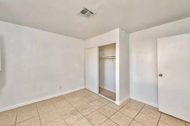 Main picture of 3912 Torsby Pl