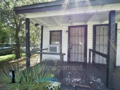 Main picture of 1005 Pine Ave