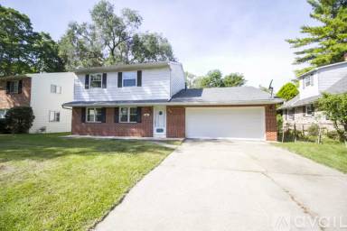 Main picture of 319 Torrington Dr