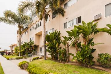 Main picture of 104th Street Apartments