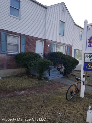 Main picture of 452 East St