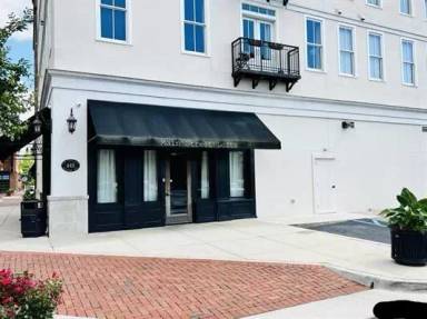 Main picture of 445 Providence Main St NW