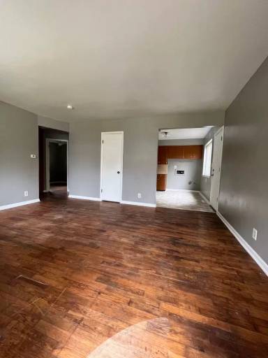 Main picture of 2643 E Cherry St