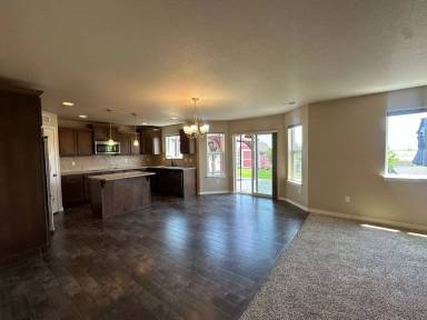 Main picture of 7527 Benecia Dr