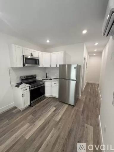 Main picture of 231 S Cecil St