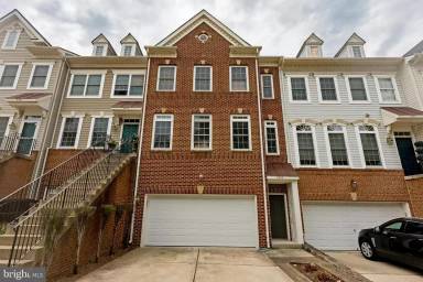 Main picture of 3385 Beechcliff Dr