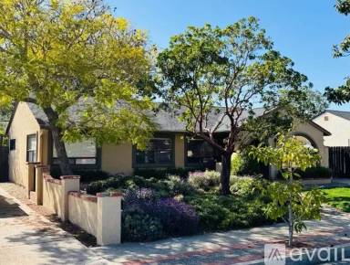 Main picture of 324 Cuesta Dr