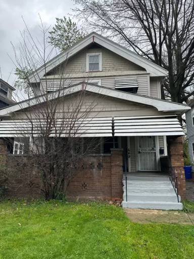 Main picture of 649 E 131st St