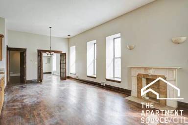 Main picture of 646 N Damen Ave