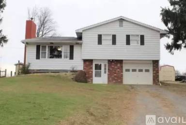 Main picture of 1210 Hornbeck Rd
