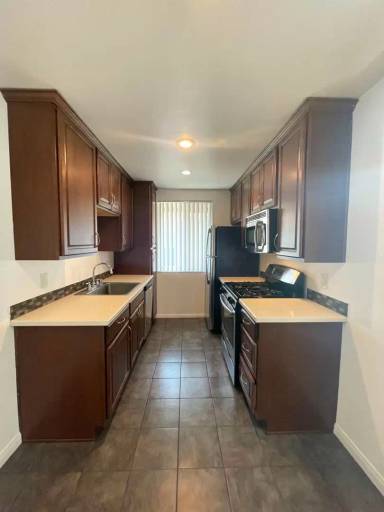 Main picture of 4480 Orange Ave