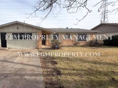 Main picture of 549 N 62nd St