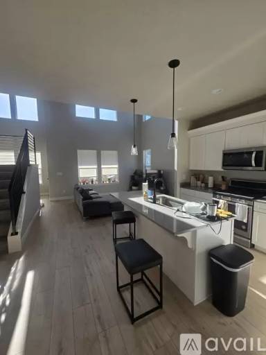 Main picture of 1478 N Sage Drunit