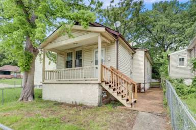 Main picture of 6571 Leschen Ave