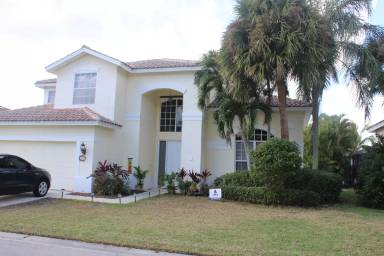Main picture of 11043 Lakeland Cir