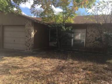Main picture of 5114 Alan Bean Dr
