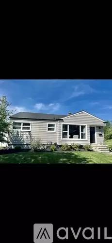 Main picture of 654 Broadacre Ave