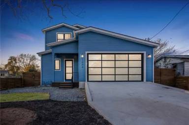 Main picture of 1004 Lott Ave