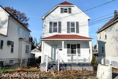 Main picture of 175 Jerome Pl