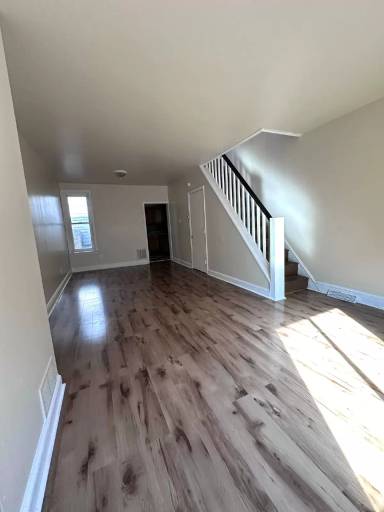 Main picture of 1922 S Bonsall St
