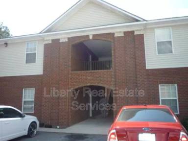 Main picture of 135 Rolland St