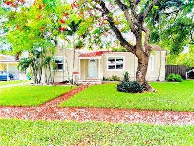 Main picture of 410 Pinecrest Dr