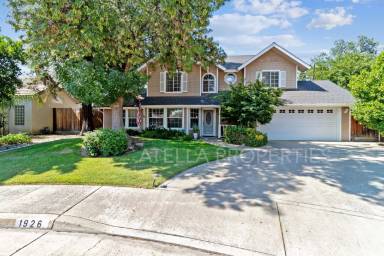 Main picture of 1926 E Parrish Ct