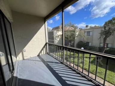 Main picture of 3242 S Semoran Blvd