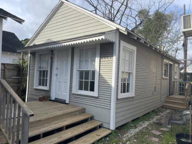 Main picture of 1507 Enid - C