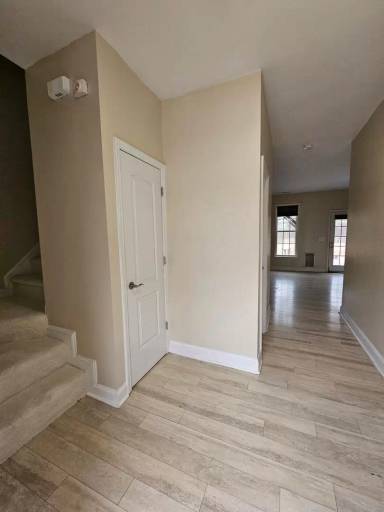 Main picture of 111 Palo Alto Park Dr