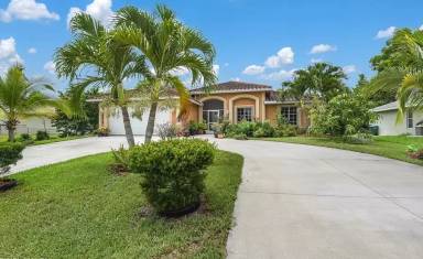 Main picture of 2014 SW 32nd St