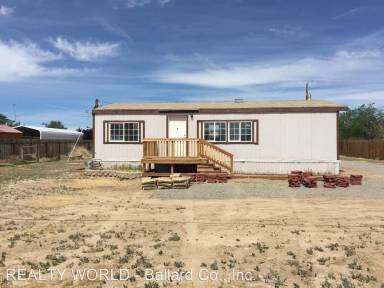 Main picture of 2585 Rawhide St