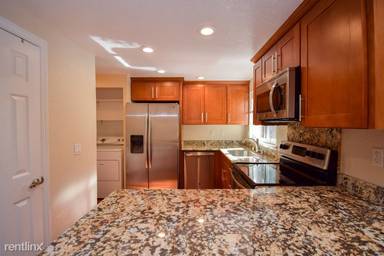 Main picture of 532 Tyrella Ave